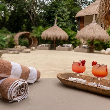Oom Bubble Boutique Riviera Cancun - Adults Only ปัวร์โตโมเรลอส ภายนอก รูปภาพ