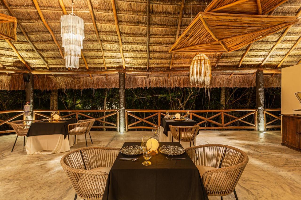 Oom Bubble Boutique Riviera Cancun - Adults Only ปัวร์โตโมเรลอส ภายนอก รูปภาพ