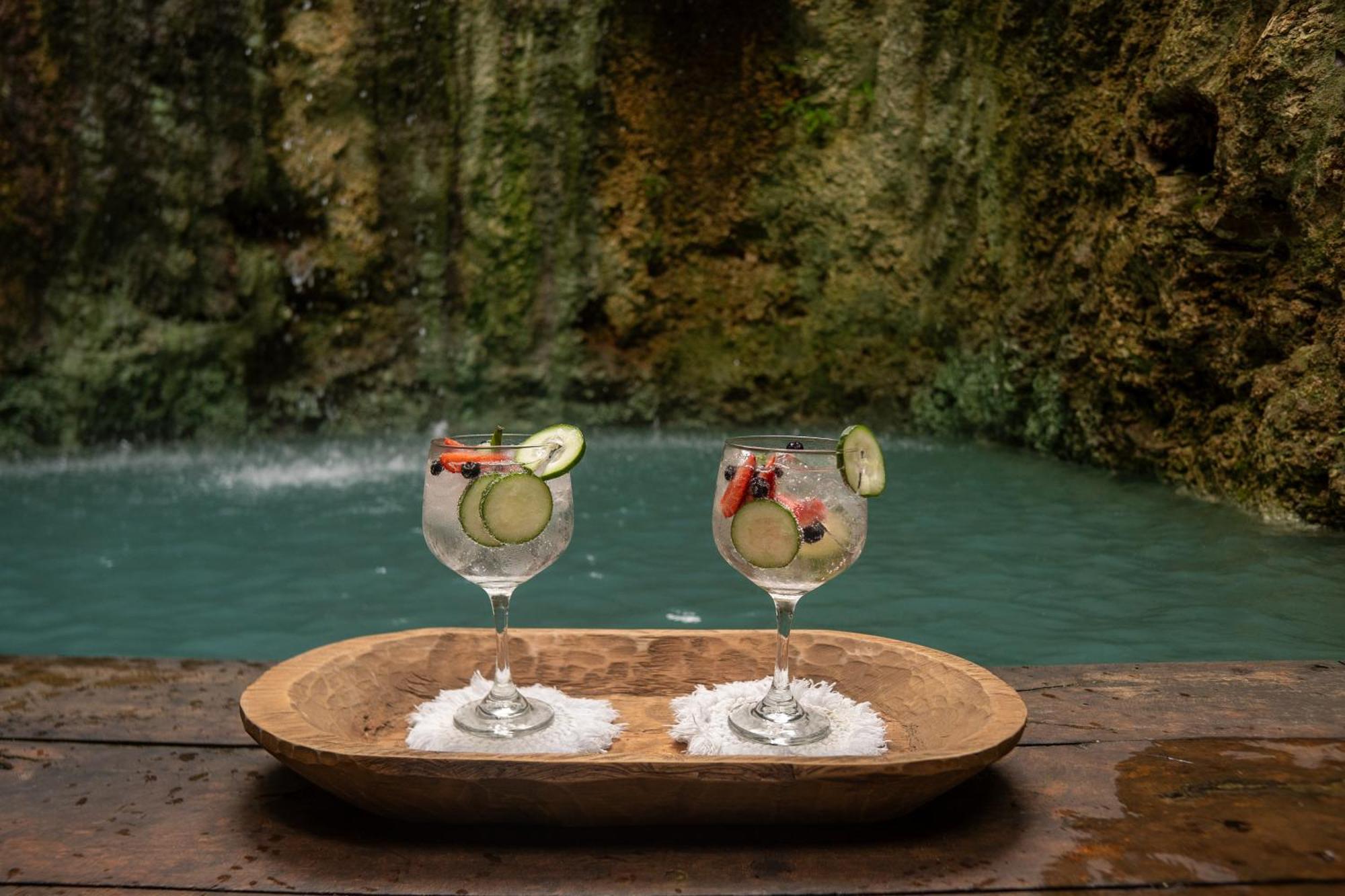 Oom Bubble Boutique Riviera Cancun - Adults Only ปัวร์โตโมเรลอส ภายนอก รูปภาพ